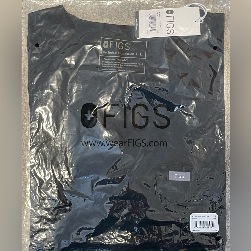 FIGS scrub top